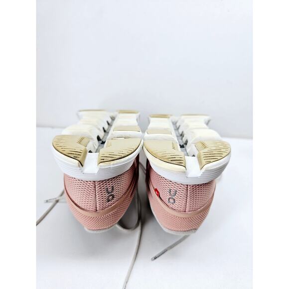 Oncloud Women 8.5 pink running shoes - Picture 9 of 10